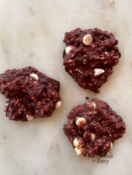 beet walnut oatmeal cookies